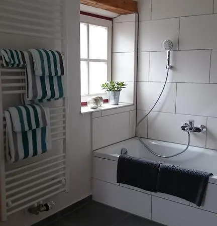 Aloha Apartment *