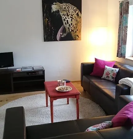 Aloha Apartment *